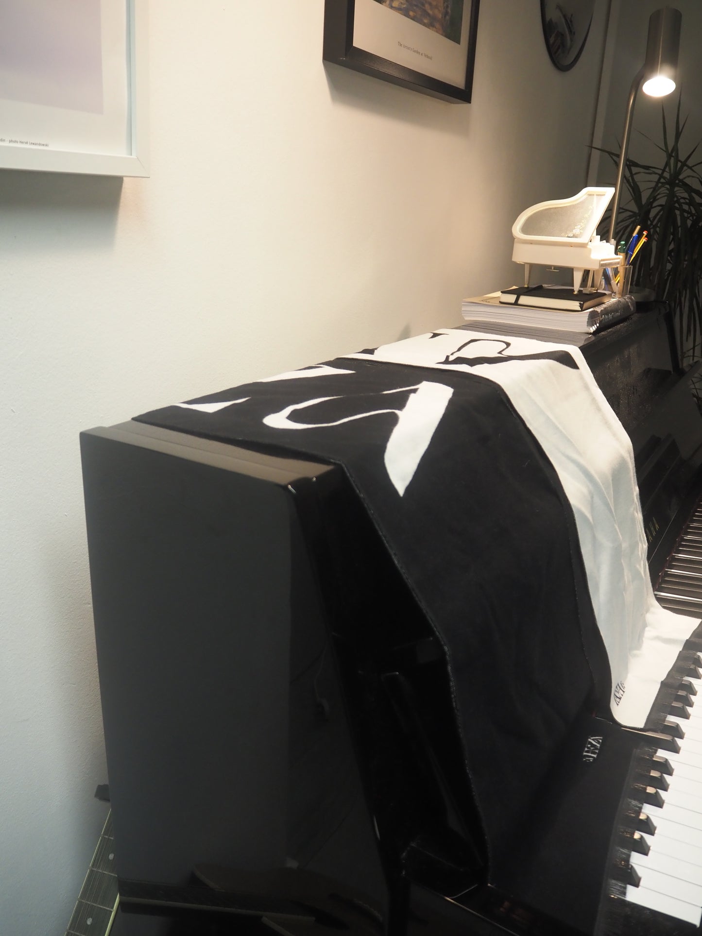 FAFEZA Wool Scarf Reversible